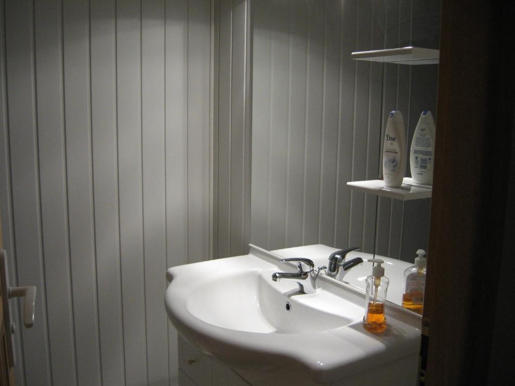 Chez Robert Et Catherine Dompierre-sur-Mont Habitación foto
